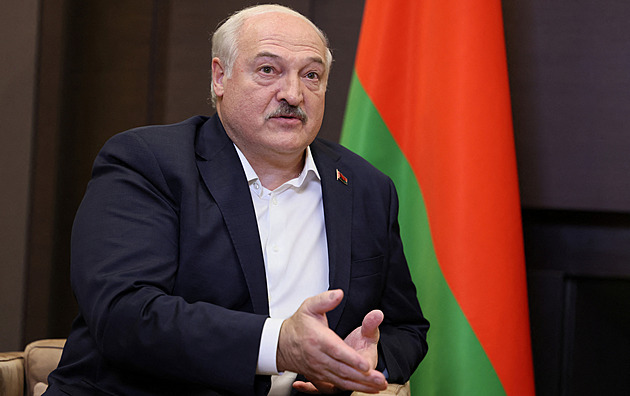 Ocitly se v patové situaci, měly by jednat, prohlásil o Rusku a Ukrajině Lukašenko