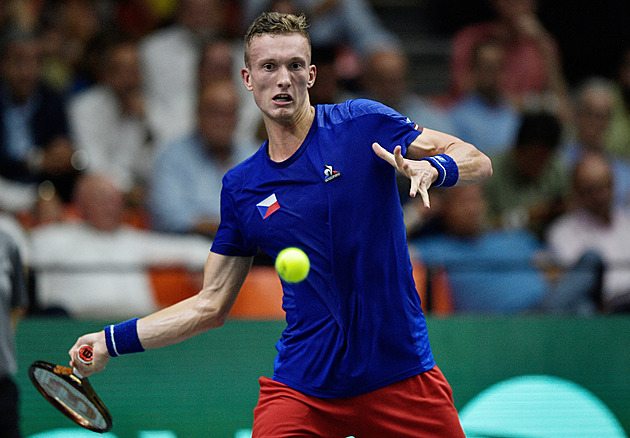 Komu fandí tenisté? Univerzál Macháč, Menšík zažil titul, Lehečka strádání