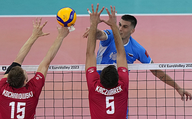 Poláci vrátili Slovincům porážky a zahrají si na volejbalovém Euru o zlato