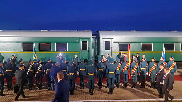 Kima přivítala ruská delegace, s Putinem se možná setká na kosmodromu