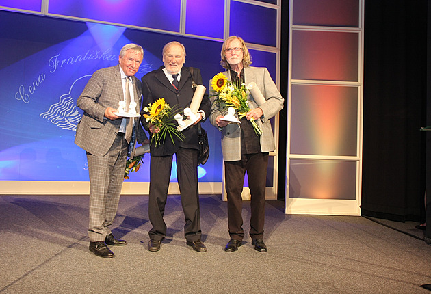 Co Harrison Ford ve svém věku dokáže, to jsem zíral, říká jeho dabér Štěpnička