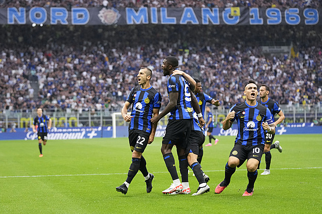 Inter v derby rozstřílel AC Milán. Juventus vyhrál, Neapol brala jen remízu