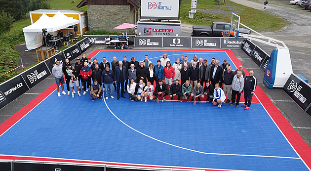 Český basketbal odstartoval v Beskydech oslavy sta let rekordní exhibicí