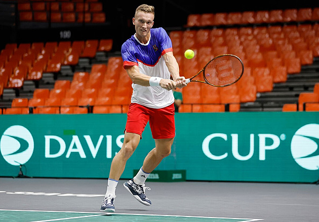 Tenis neodpouští. Lehečka o výhře nad idolem, nakládačkách i lásce k vesničce