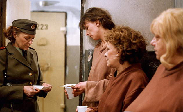 Seriál Přítelkyně z domu smutku slaví 30 let. Při natáčení šlo o život