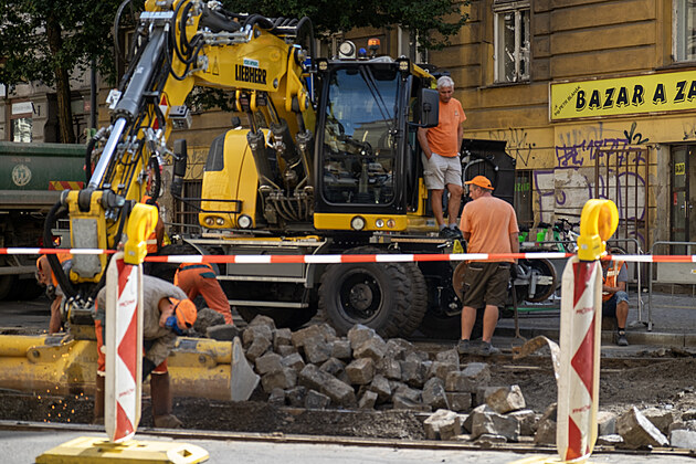<p>Právě probíhající rekonstrukce tramvajové trati na Vinohradech.</p>