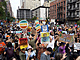 Destky tisc lid v nedli demonstrovaly v New Yorku proti pouvn fosilnch...