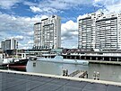Nmecké námoní muzeum v Bremerhavenu. Pohled na pístavní bazén s velrybáskou...
