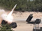 Testování amerických balistických raket ATACMS v Jiní Koreji (25. kvtna 2022)