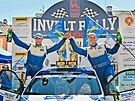 Václav Pech (vpravo) a Petr Uhel zvítzili v dramatickém závru na Rallye...