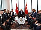 Turecký prezident Recep Tayyip Erdogan se seel s éfem Tesly Elonem Muskem....
