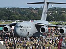 DNY NATO 2023: Americký transportní stroj C-17 Globemaster pivezl v útrobách...