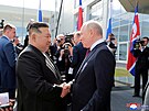 Vdce Severní Koreje Kim ong-un a ruský prezident Vladimir Putin (13. záí...
