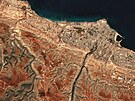 Satelitní pohled na pehrady na jihu Darná v Libyi (7. záí 2023)