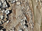 Satelitní snímek záplav v libyjském mst Darná (13. záí 2023)