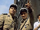 Michel Galabru a Louis de Funes ve filmu etník v New Yorku (1965)