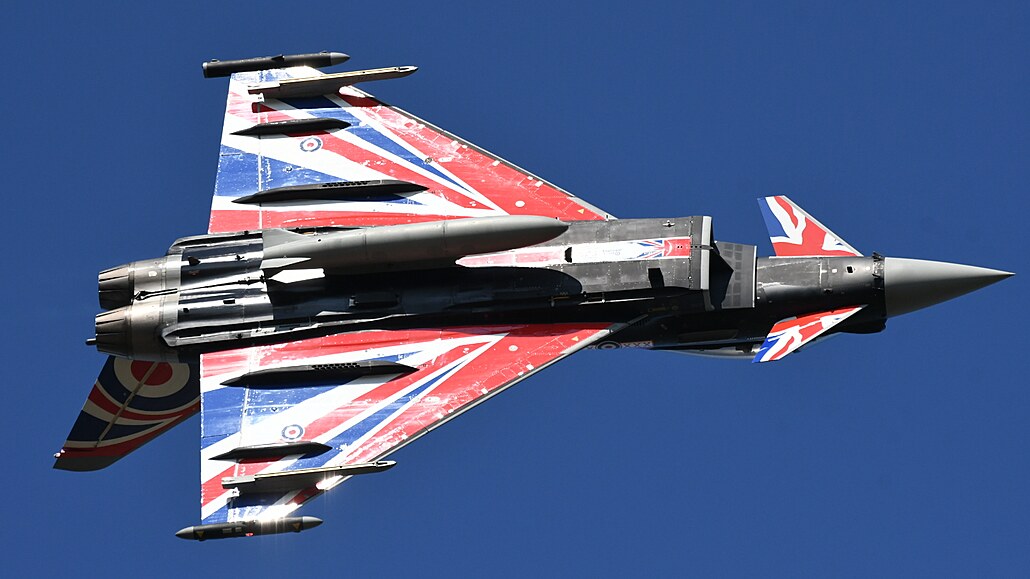 DNY NATO 2023: Eurofighter Typhoon britského Královského letectva v píznané...
