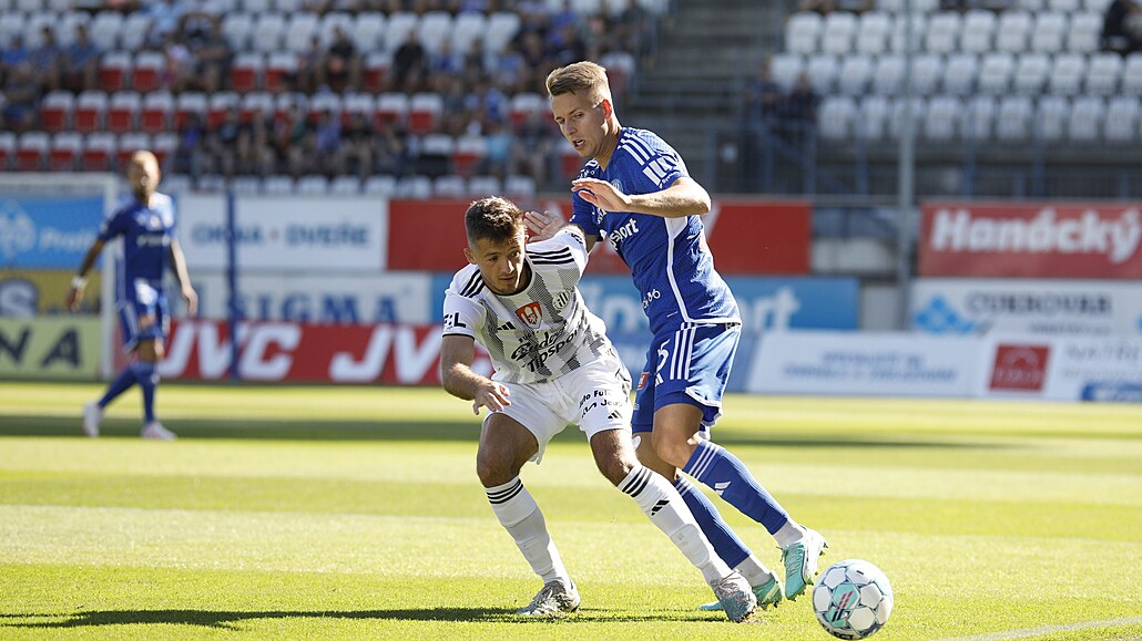 Momentka ze zápasu Sigma Olomouc - Dynamo �eské Bud�jovice.