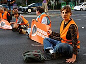 Aktivisté Poslední generace blokují berlínskou dopravu. (18. 9. 2023)
