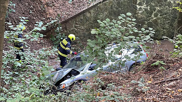 Nehoda osobnho vozu v lysolajskm dol (18. z 2023)