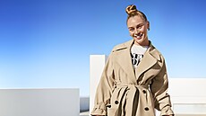 Ne nadarmo se �íká, �e krása je v jednoduchosti. Klasický bé�ový balo�ák je...