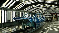 Výroba nového Peugeotu 3008 v továrn� v Sochaux se rozbíhá.