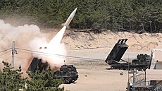 Testování amerických balistických raket ATACMS v Jižní Koreji (25. května 2022)