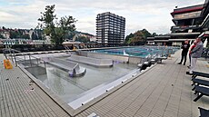 Bazén u karlovarského hotelu Thermal a jeho technické zázemí