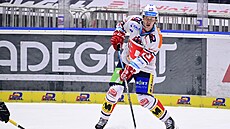 Útoník Dynama Luká Radil vstelil pi letoní extraligové premiée dva góly.