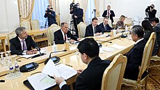 Setkání ruského ministra zahraničí Sergeje Lavrova s nejvyšším čínským...