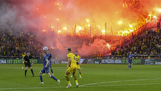 Boulivá atmosféra pi utkání Hoffenheim - Dortmund.
