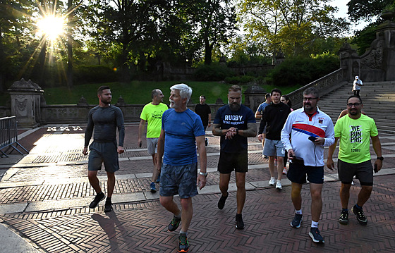 Prezident Pavel vyrazil na ranní jogging v Central Parku se skupinou eských...