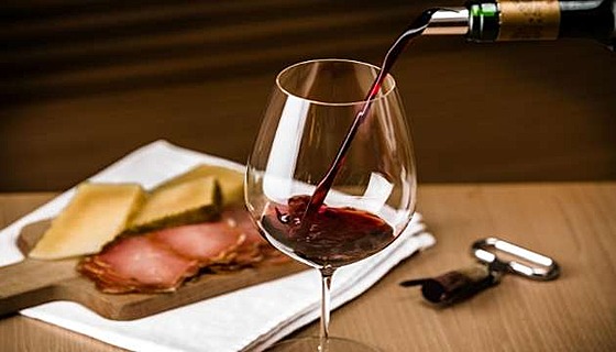 Jak správn urit pitelnost vína? Zdroj: www.rarewine.cz 