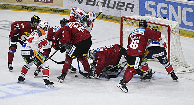 ONLINE: Pokračuje extraliga. Pardubice hostí Spartu, Kometa bojuje v Litvínově