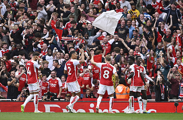 Arsenal s Tottenhamem smírně, West Ham padl. Newcastle vyhrál venku 8:0