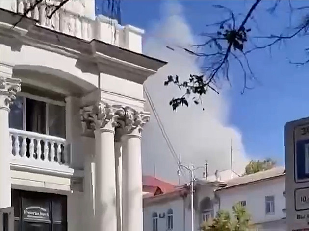 Úder na velitelství černomořské flotily byl krvavý, generálové zrovna jednali