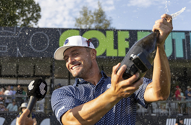 DeChambeau si v Chicagu připsal druhý triumf v golfové sérii LIV