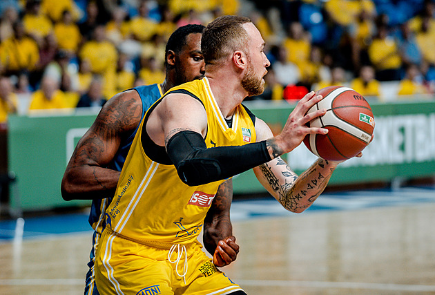 Kapitány v basketbalovém Utkání hvězd budou Puršl a Pomikálek