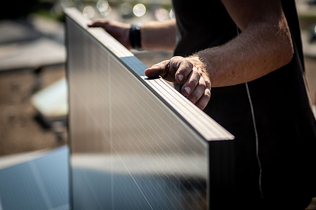 Fotovoltaika přináší výhody celoročně. Proč se jí nebát a pořízení neodkládat?