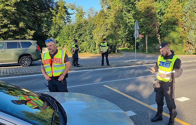 Na Slovensko s (namátkovou) kontrolou. Slouží vše jen jako nácvik?
