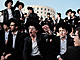 Tisíce ultraortodoxních židovských mužů v Jeruzalémě protestují proti odvodům...