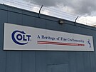 Továrna Colt CZ Group ve West Hartfordu v Connecticutu (22. záí 2023)