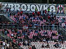 Fanouci Zbrojovky Brno sledují zápas s Vykovem.