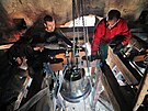 Na v� kostela sv. V�clava v Lokti se po osmdes�ti letech vr�tily t�i zvony a...