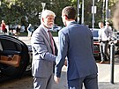 Prezident Petr Pavel se vítá s jihomoravským hejtmanem Janem Grolichem (26....