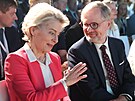 Ursula von der Leyenová s Petrem Fialou na Green Deal Summitu v Praze (26. 9....