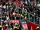 Fanouci Ajaxu tce nesli jednoznaný prbh zápasu s Feyenoordem, a tak...
