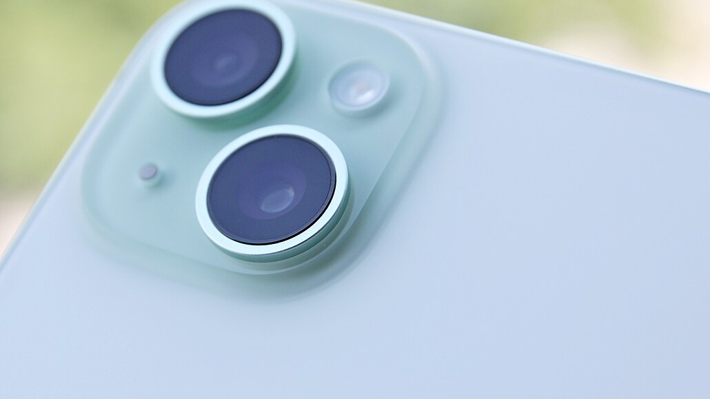 Apple iPhone 15 Plus