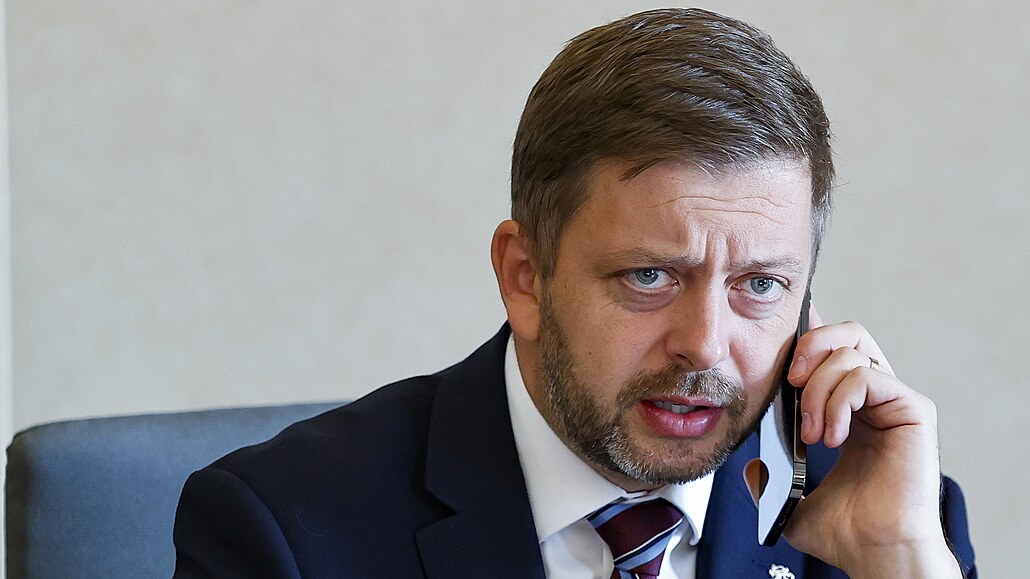 Vít Rakuan na schzi vlády (21. 9. 2022).