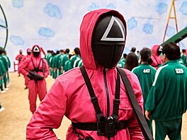 Ze seriálu Hra na olihe� (2021)